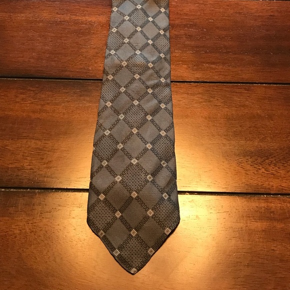 CHARCOAL GRAY PATTERNED D & G